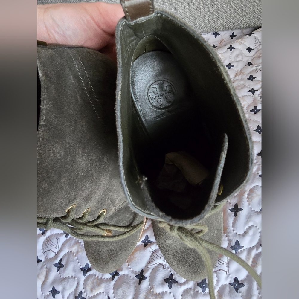 Tory Burch Olive Suede Wedge Ankle Boots - Picture 4 of 13